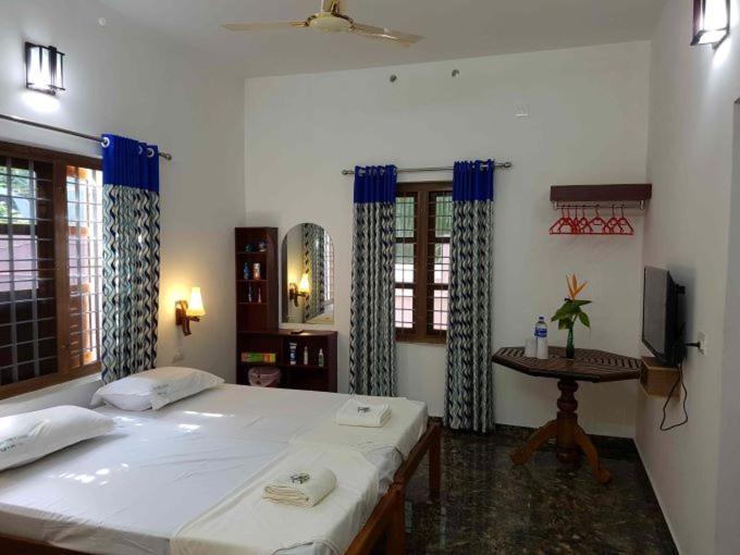 Southcanal Holidays Alappuzha Zewnętrze zdjęcie